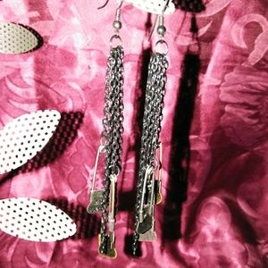 Vintage safety pin earrings